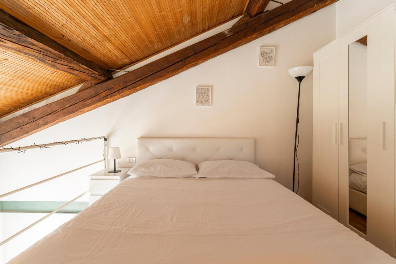 Loft Navigli Porta Genova Leilighet Milano Eksteriør bilde